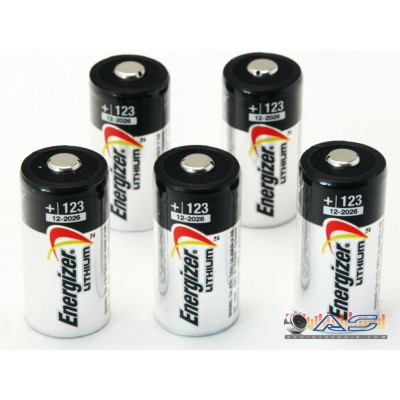 N.5 Batterie CR123 Litio Energizer originali.